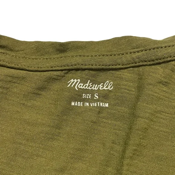 Madewell Solid Green V-Neck Short Sleeve Tee - Picture 4 of 8